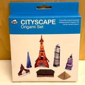Cityscape Origami Set - 10 Models Included - Brand New